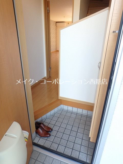 グロリアス原 玄関