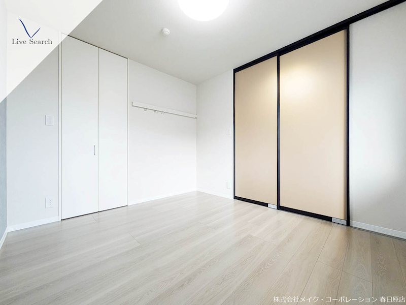 サン ウィステリア ベッドルーム