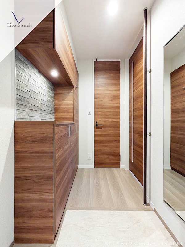 玄関 サン ウィステリア 玄関