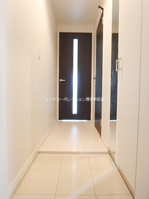 ネストピア呉服町  玄関