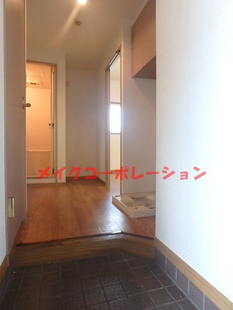 アスティオン平尾 玄関