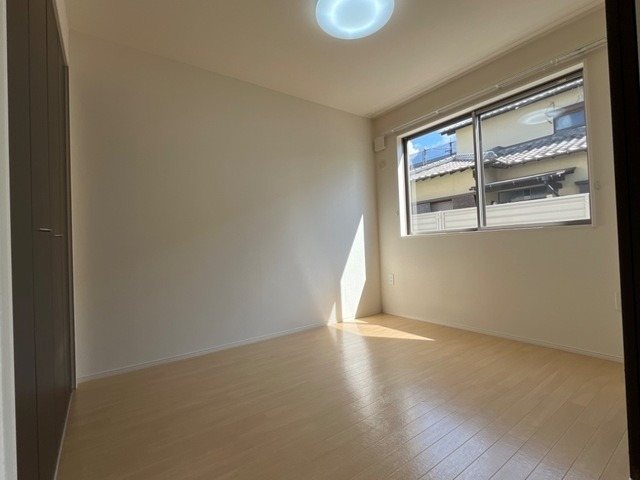 ベッドルーム カーサローズ ベッドルーム