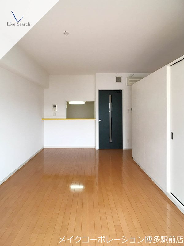 ラ・トゥール箱崎宮前 リビング