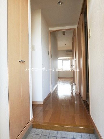 パセオ平尾  玄関