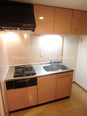 同物件・反転タイプ引用 ピュアドームグランテージ博多 キッチン