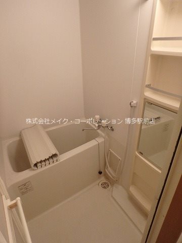 同物件・反転タイプ引用 ピュアドームグランテージ博多 風呂画像