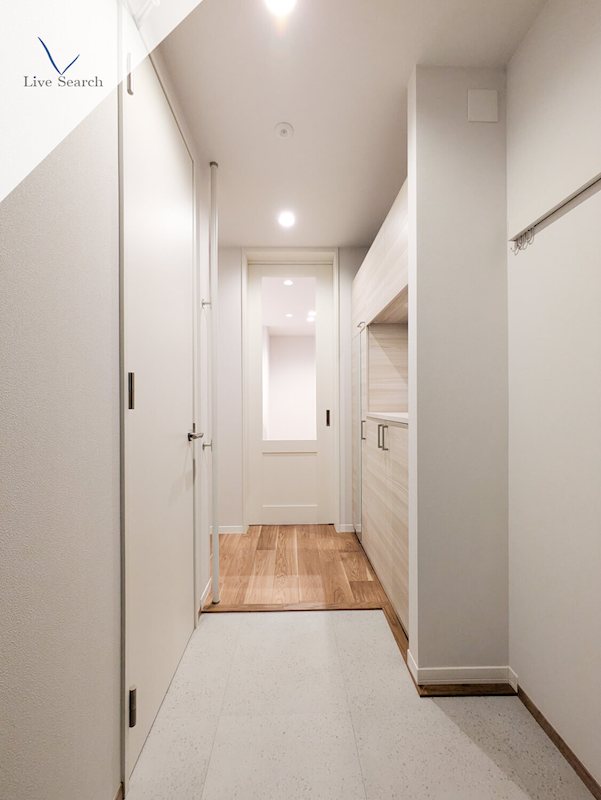 ワイエア平尾浄水 玄関