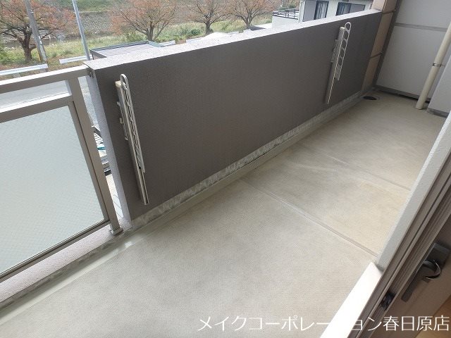 写真は同型タイプ アルカンシェル ベランダ