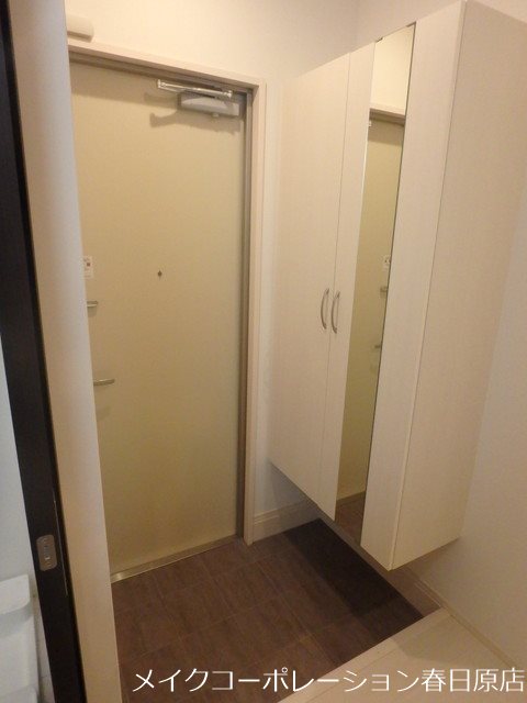 D-room百年橋通り 玄関