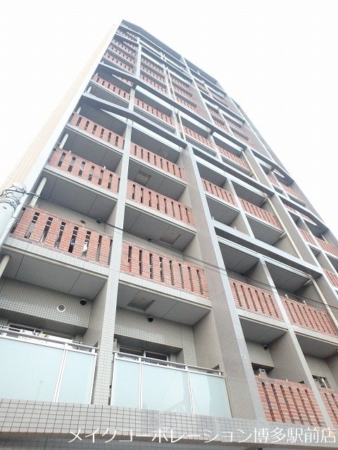 サヴォイオーサーズプレイス 外観