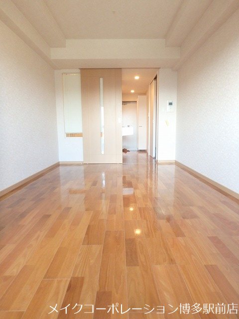 サヴォイオーサーズプレイス リビング