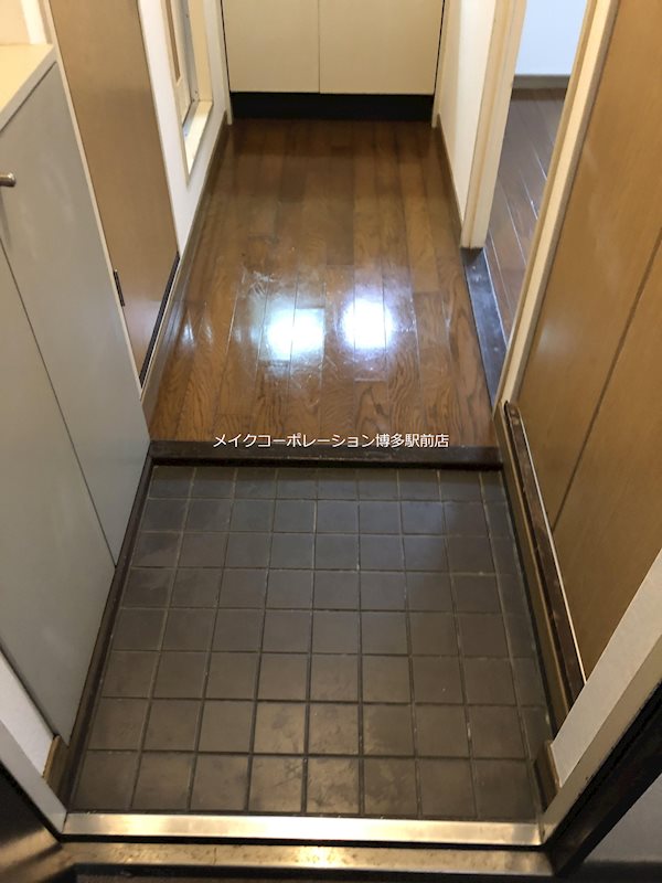 ダイナコート大博通り 玄関