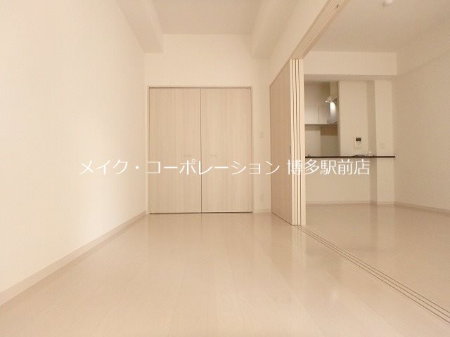 ラファセエスティーロ箱崎駅前 ベッドルーム