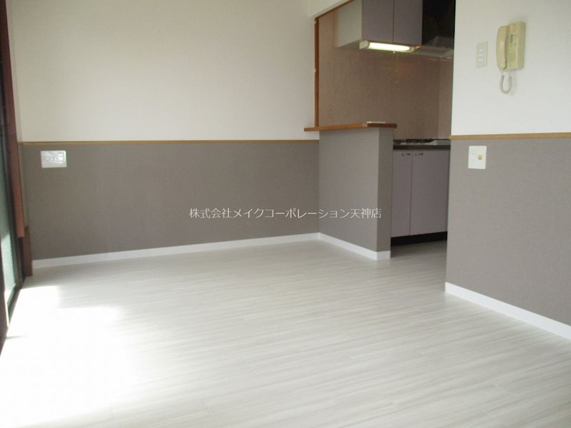 セラフィーノ白金  リビング