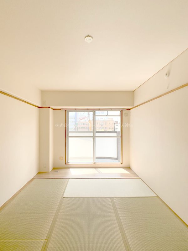 まいづる中央ビル 玄関