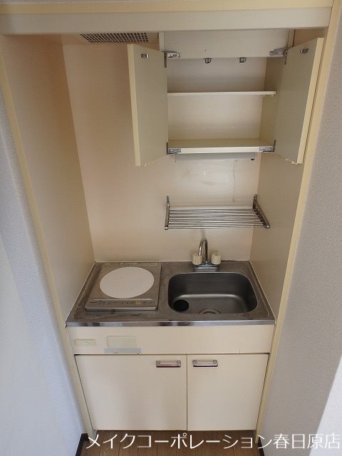 写真は同型タイプ ホルトハイム春日 キッチン