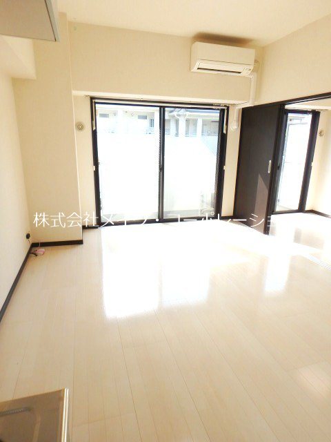 West Court DR その他5