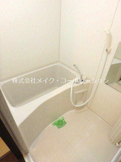 バス West Court DR 風呂画像