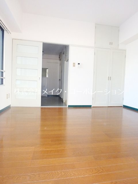 リビング メゾンド・ルーブル リビング