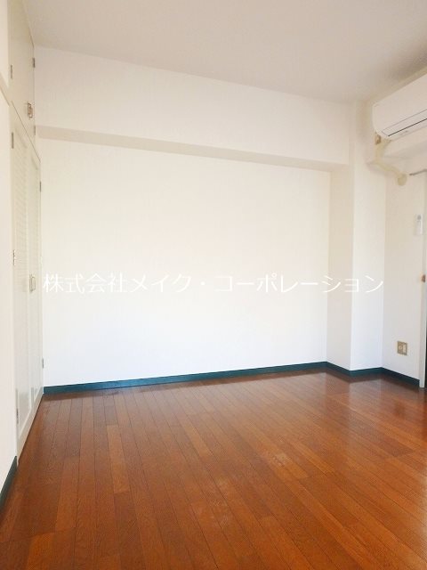 ベッドルーム メゾンド・ルーブル ベッドルーム