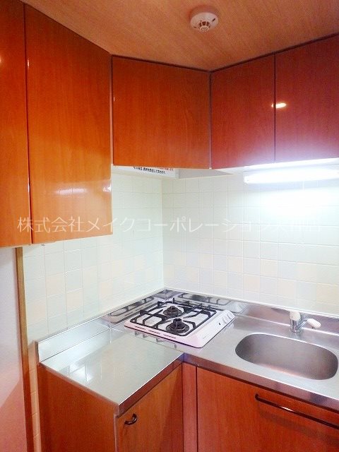 エステート・モア・今泉 キッチン