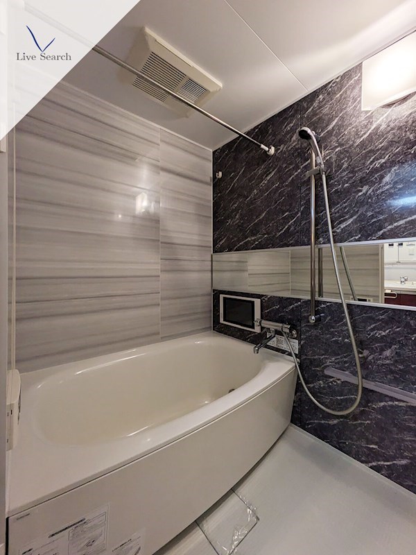 写真は同型タイプ BPRレジデンス高宮 風呂画像