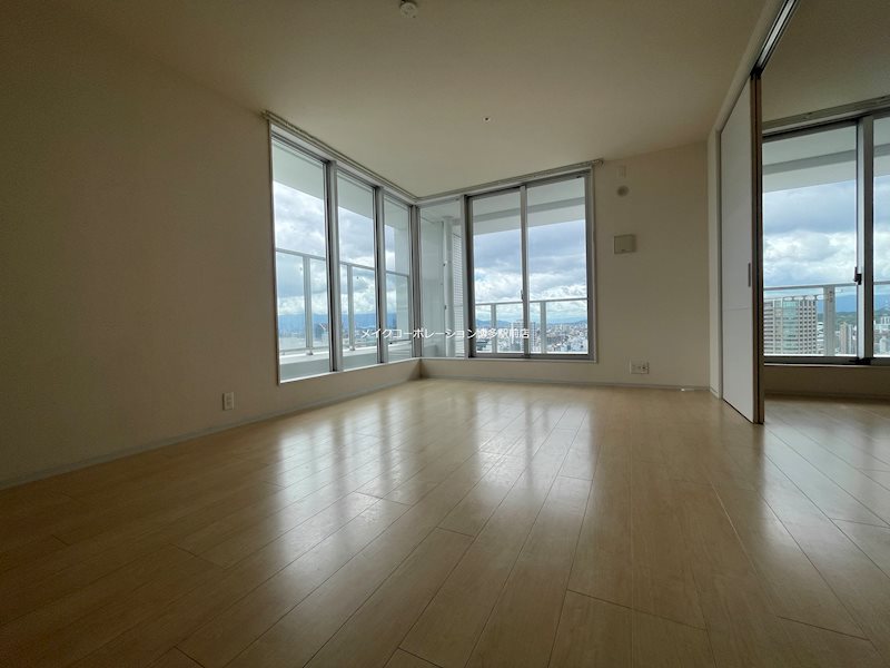 ＫＤＸレジデンス大濠ハーバービュータワー リビング