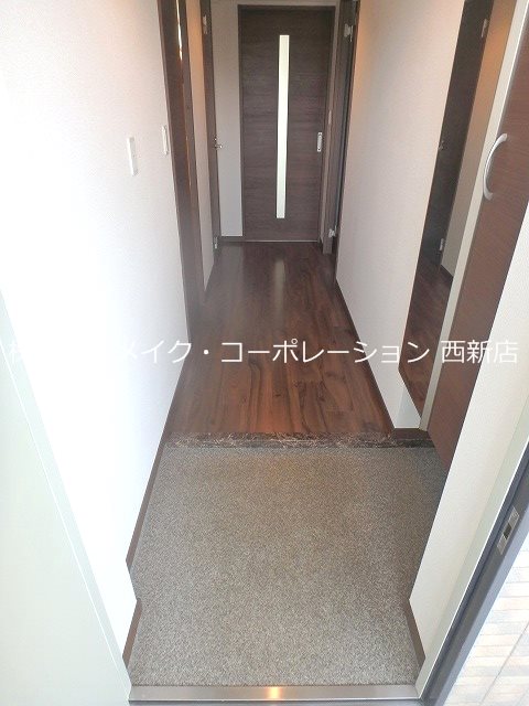 フェリーチェヴィータ 玄関