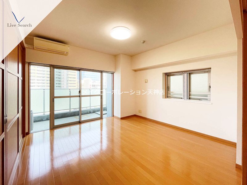 天神リベラ リビング