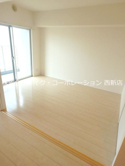 レジディア西新 ベッドルーム