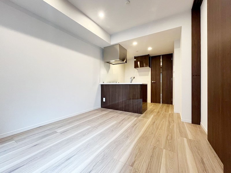 シーズンフラッツ渡辺通 リビング