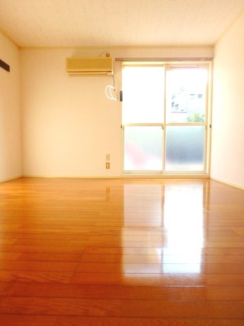 ハイネス渡辺 リビング