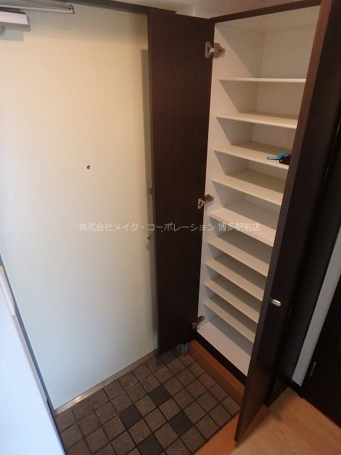 アクアシティオーシャンビュー 玄関