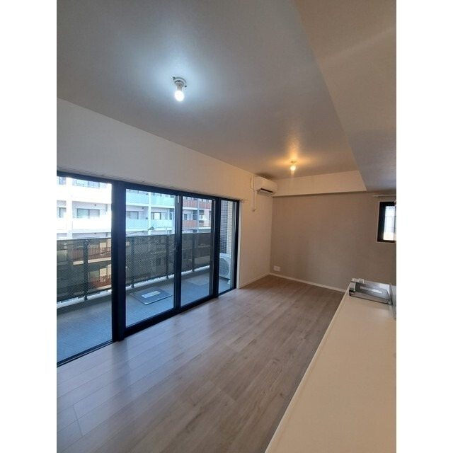 ネストピア渡辺通 リビング