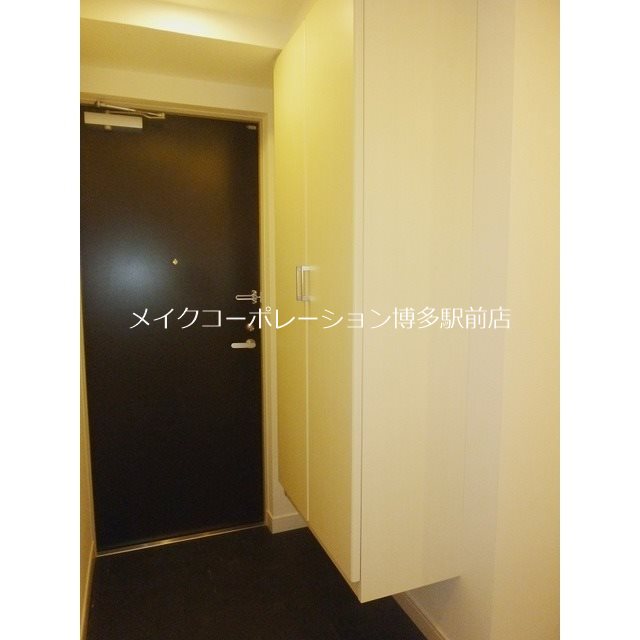 同物件別部屋引用・現状優先です♪ ラクレイス西新レジデンシャルタワー 玄関