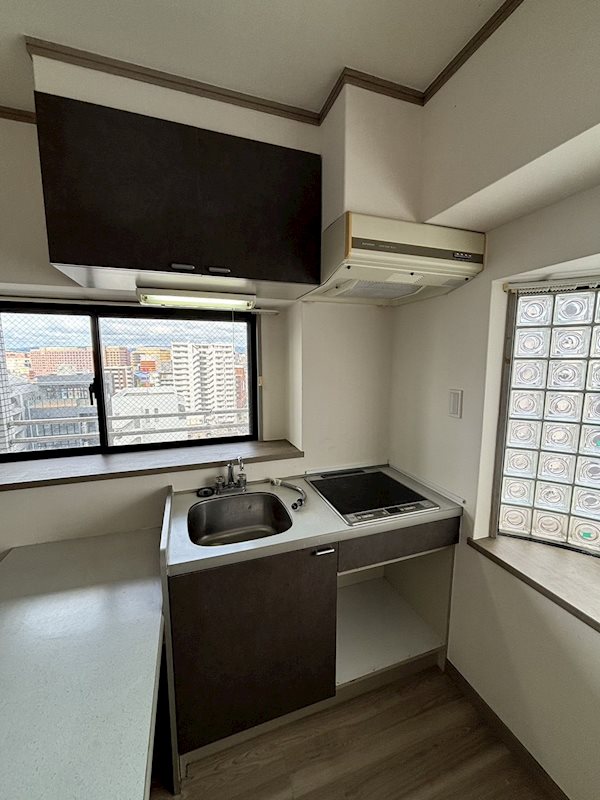 モントーレ天神  玄関