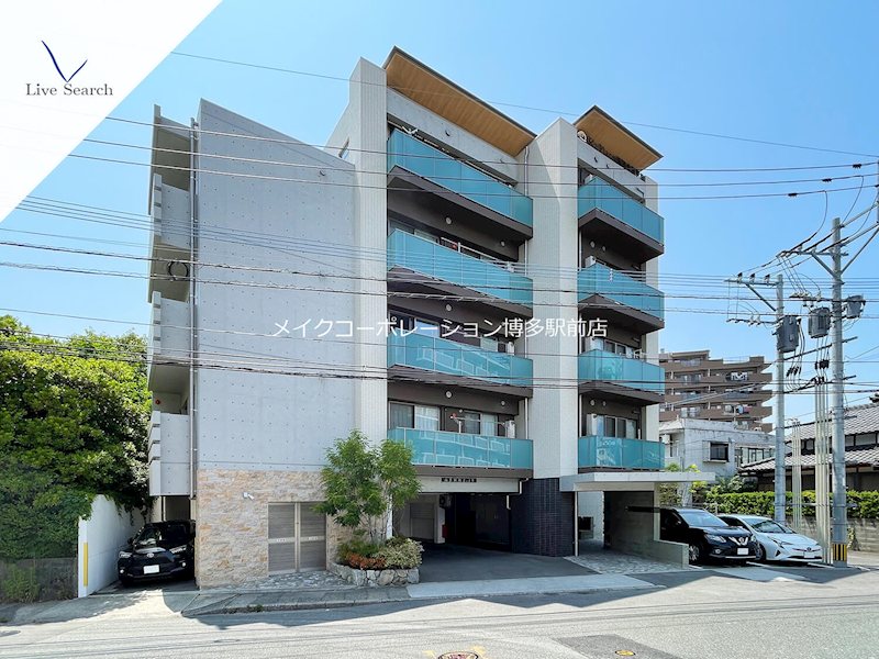 アールズプレイス福岡香椎駅前 外観