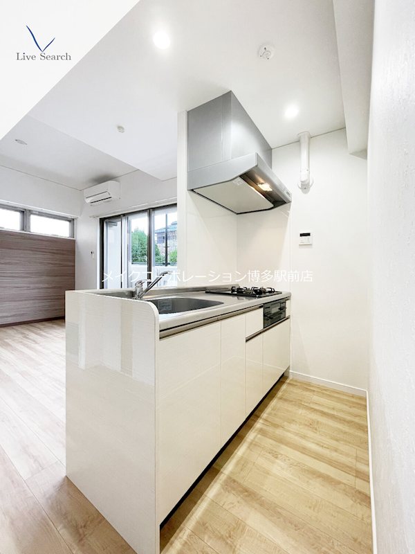 アールズプレイス福岡香椎駅前 キッチン