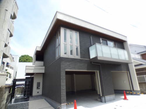 セレッソ六本松 外観