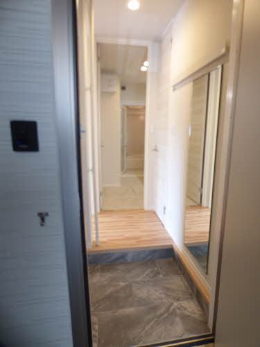 セレッソ六本松 玄関