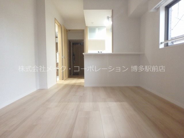 ネストピア県庁口駅前 リビング