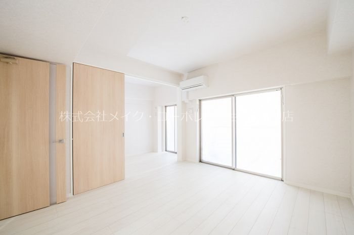 ネストピア唐人町駅前  リビング