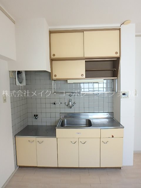 武石ビル キッチン