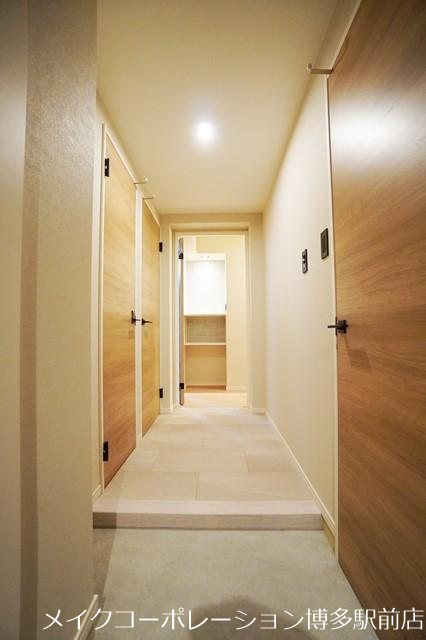 HEIRESS HIRAO 玄関