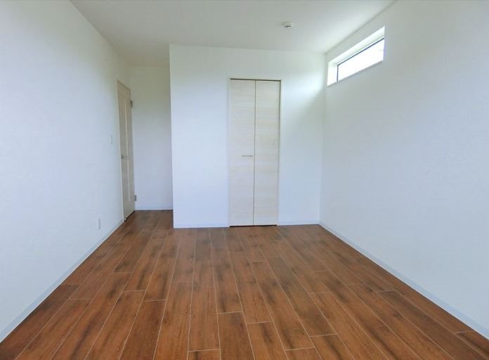 FS GARAGE 小戸 ベッドルーム