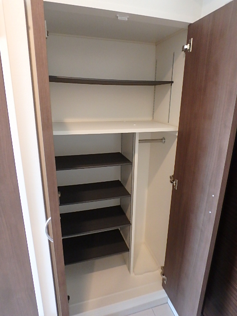 エンクレスト博多Ｒｅｙ  玄関