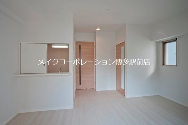 エンクレスト博多Ｒｅｙ  リビング