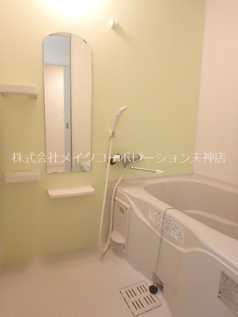 写真は反転タイプとなります。 ウィステリア桜坂ヒルズ 風呂画像