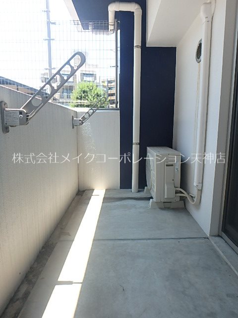 写真は反転タイプとなります。 ウィステリア桜坂ヒルズ ベランダ