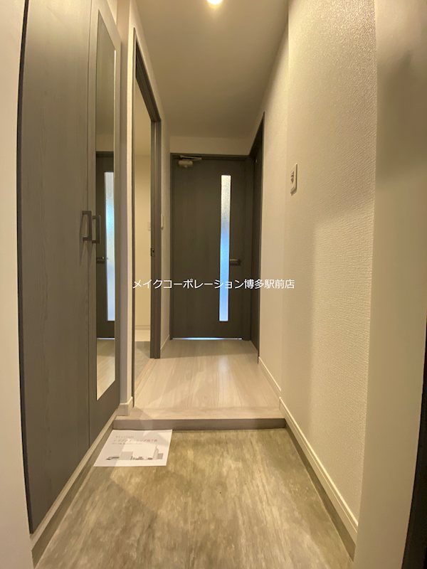 玄関 ヴィラハイネス舞鶴 玄関